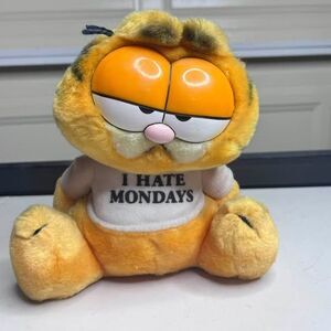 Vintage Dakin Garfield Plush - I Hate Mondays